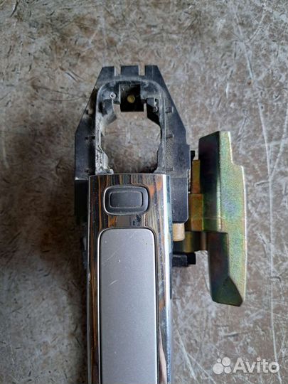 Ручка двери передняя правая Nissan Fuga