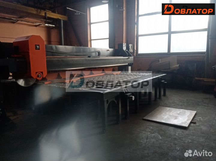 Станок отрезной для резки алюминиевых плит