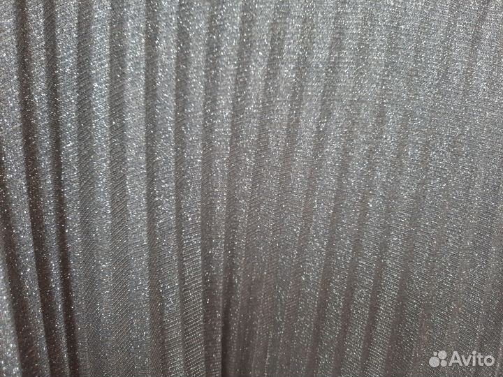 Платье нарядное 42 размер