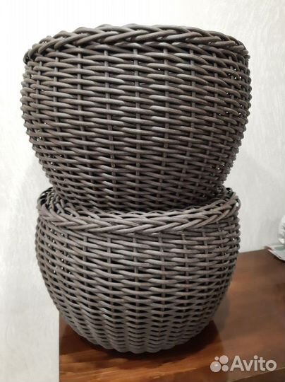 Кашпо для цветов из ротанго