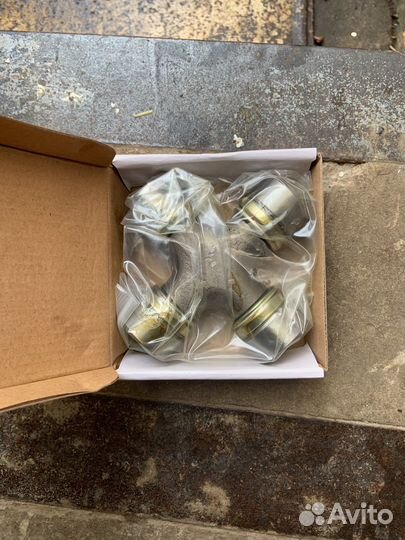 EQ140 крестовина карданного вала