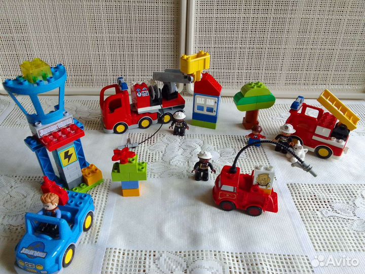 Lego duplo. Пожарная часть. Наборы