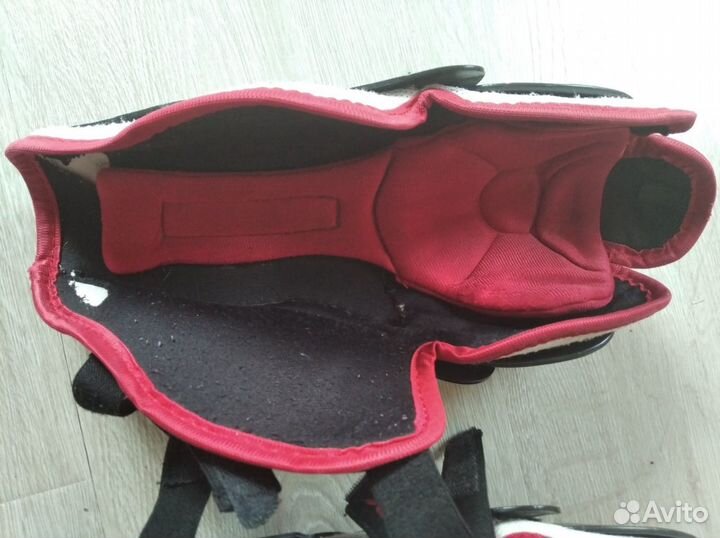 Щитки Bauer Vapor X60