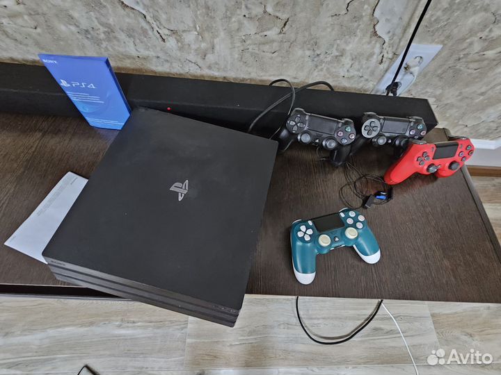 Sony playstation 4 PS4 pro 1tb с играми
