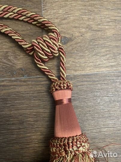 Кисть подхватная для штор