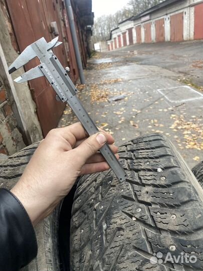 Nokian Tyres Hakkapeliitta 8 SUV 215/65 R16