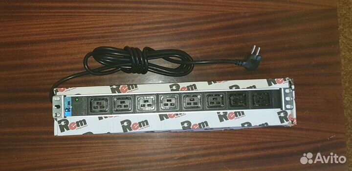 Блок розеток Rem-16 с индикатором