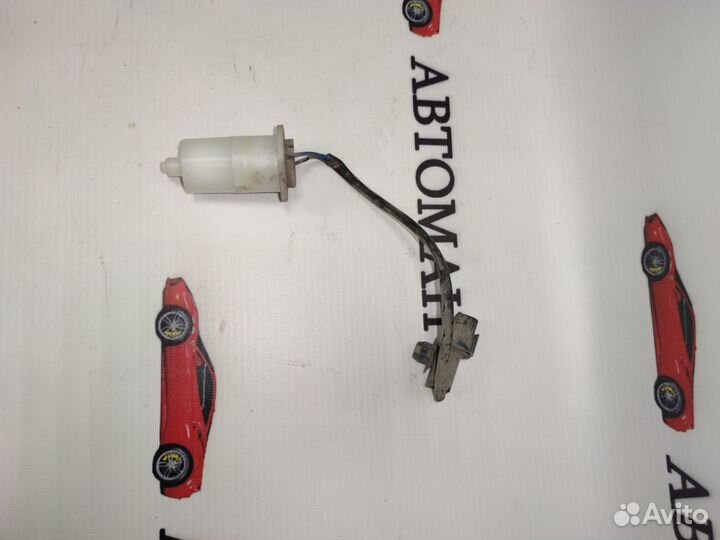 Датчик бачка омывателя Hyundai Solaris1 Kia Rio 3