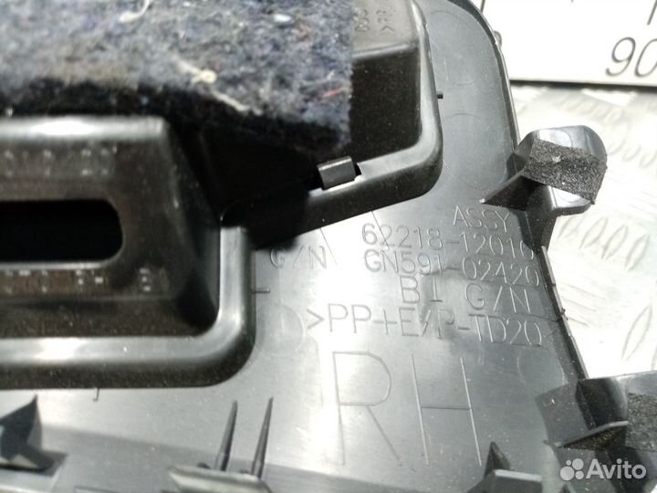 Б/У Накладка передней стойки Auris#001