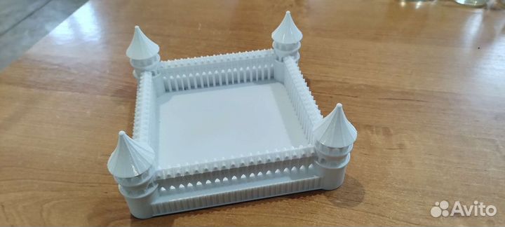 Кормушка для птиц