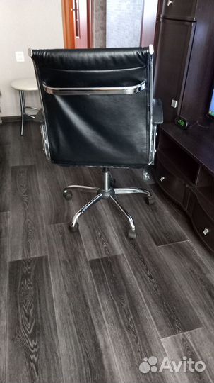 Компьютерное кресло б/у