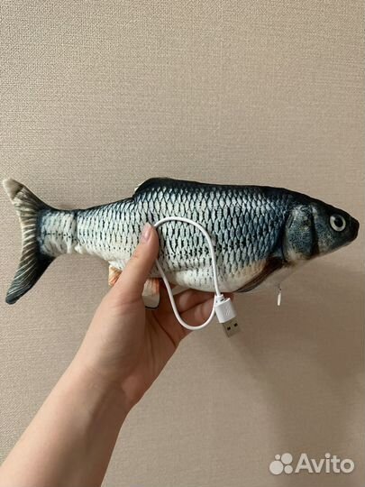 Интерактивная игрушка рыба для кошек