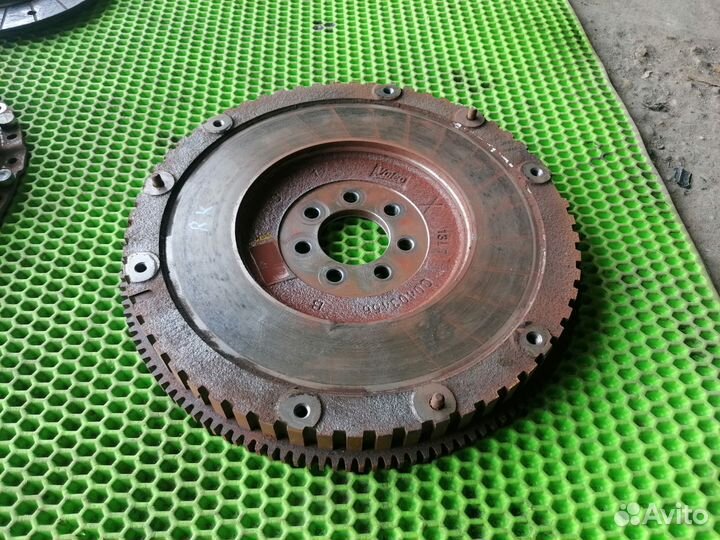 Маховик на Renault Duster 2012-нв Каптюр 2л