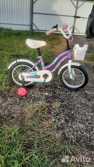 Детский велосипед четырехколесный