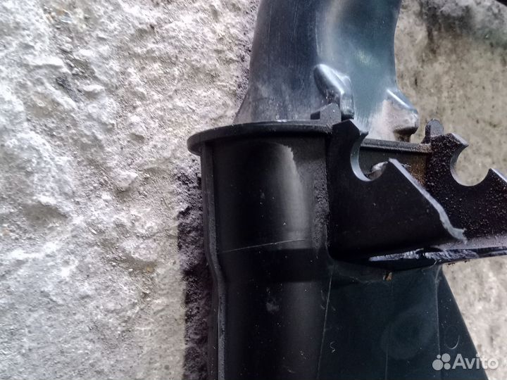 Патрубок воздушного фильтра Рено Логан 2