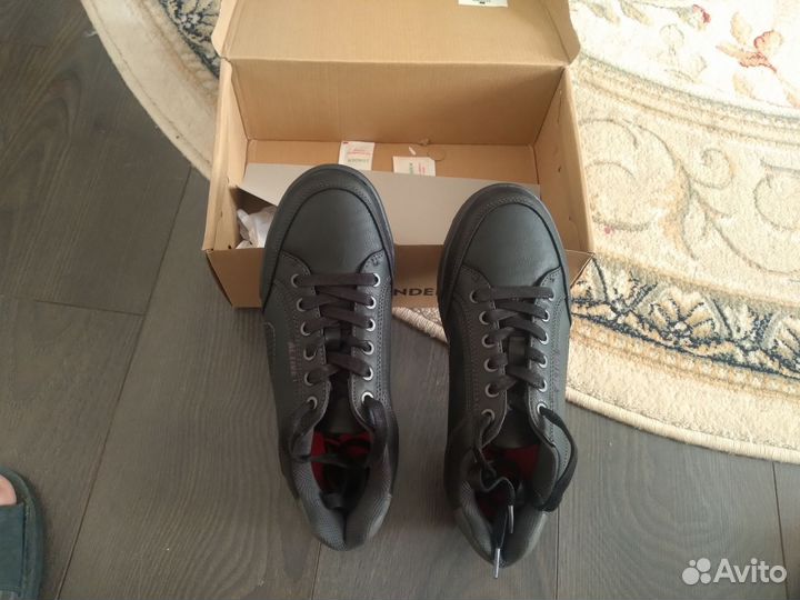 Ботинки мужские 40р