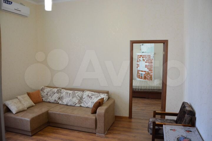 3-к. квартира, 100 м², 2/2 эт.