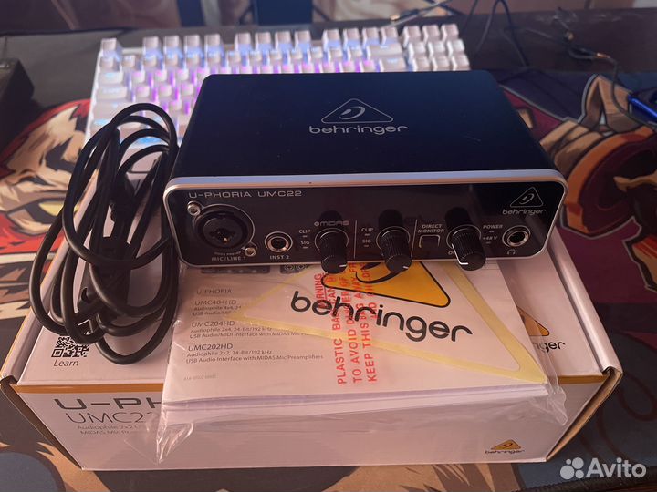 Behringer u phoria umc22