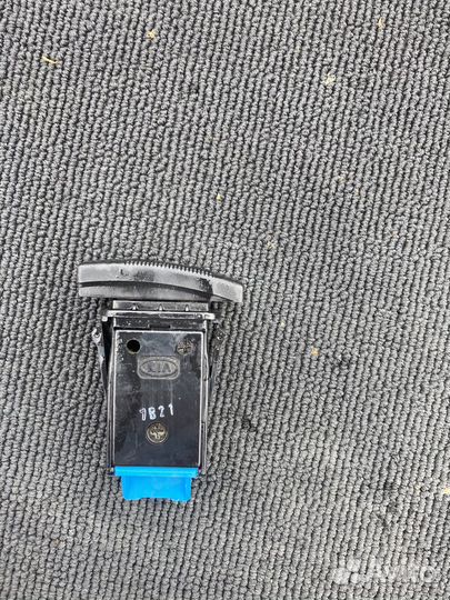 Кнопка включения задних птф kia spectra