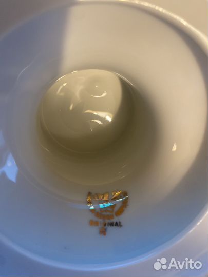 Тортница на ножке