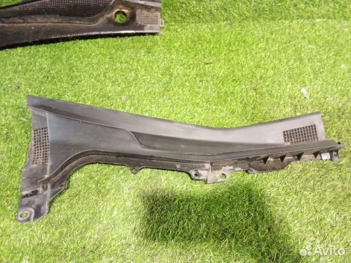 Крышка двигателя Инфинити 4WD M35 Y50