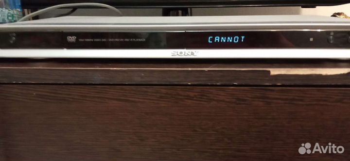 CD/DVD плеер sony с пультом и колокольчиками