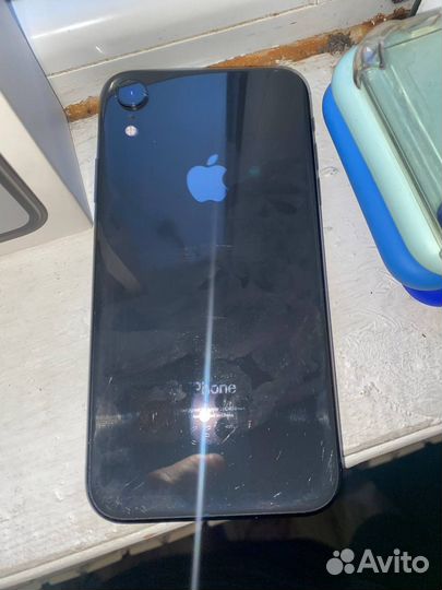 iPhone Xr, 64 ГБ