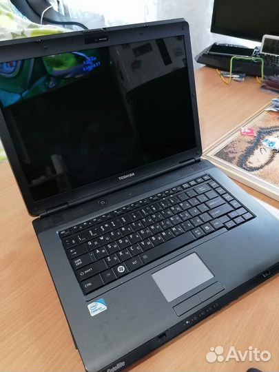 Ноутбук toshiba