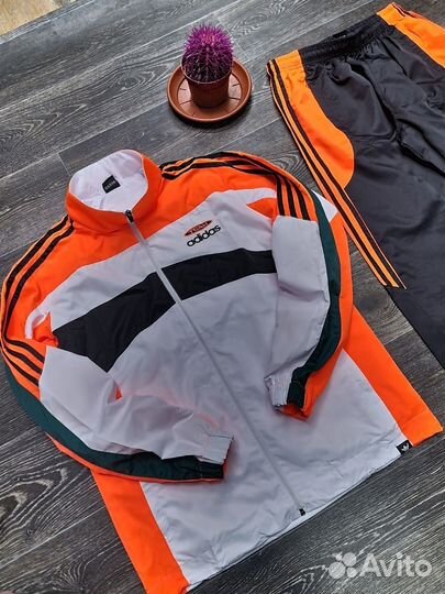 Спортивный костюм adidas