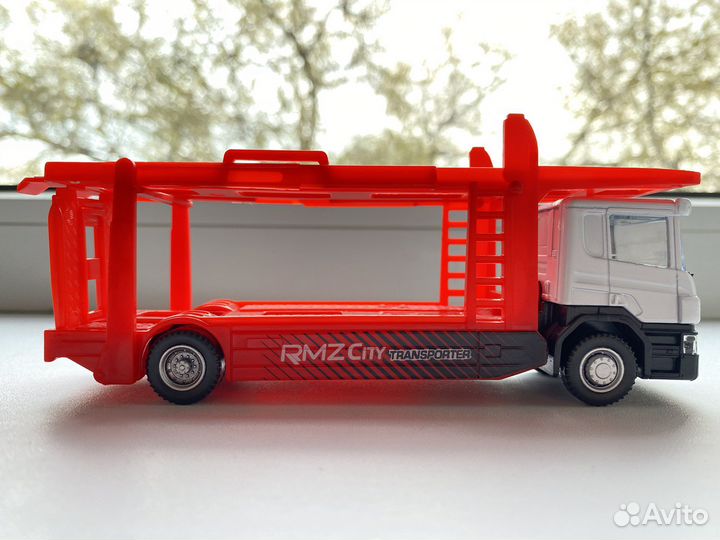 Scania Автовоз Mobicaro