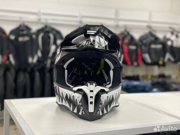 Шлем кроссовый Airoh Twist 2.0