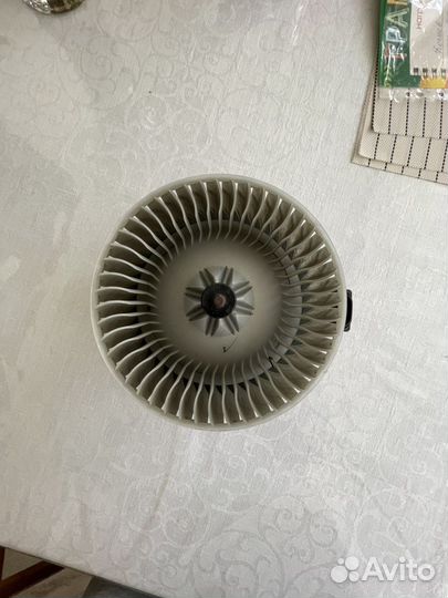 Моторчик печки Toyota