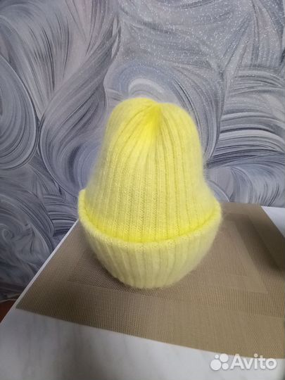 Шапка женская вязаная