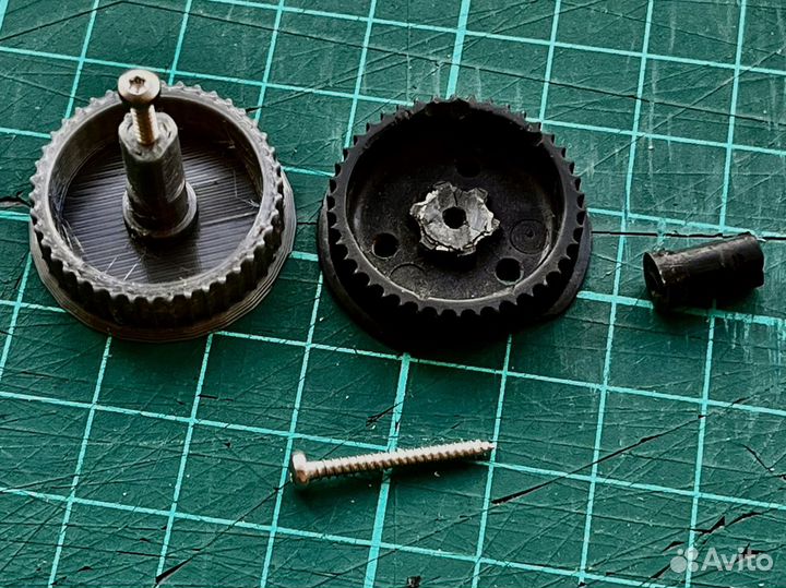 Шестеренка привода щетки dyson