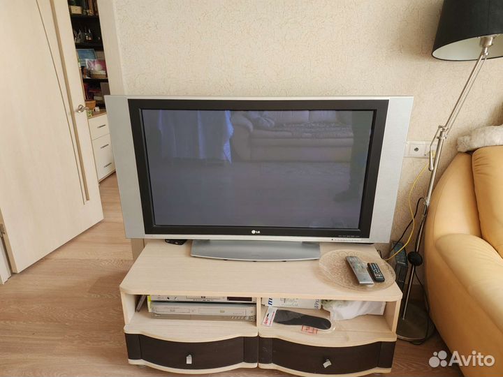 Телевизор lg 42PX3RV