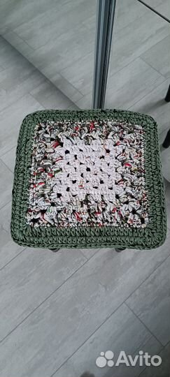 Вязанные коврики на табурет/стул