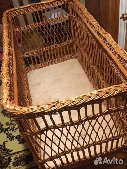 Детская кроватка плетеная