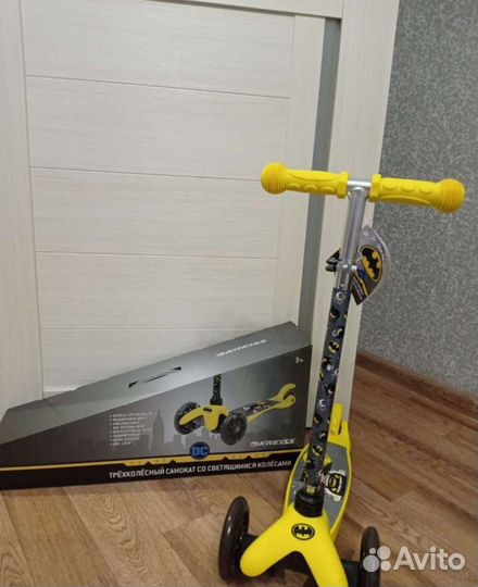 Самокат детский трехколесный