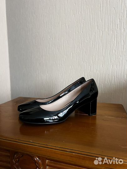 Tervolina туфли кожа лак Италия