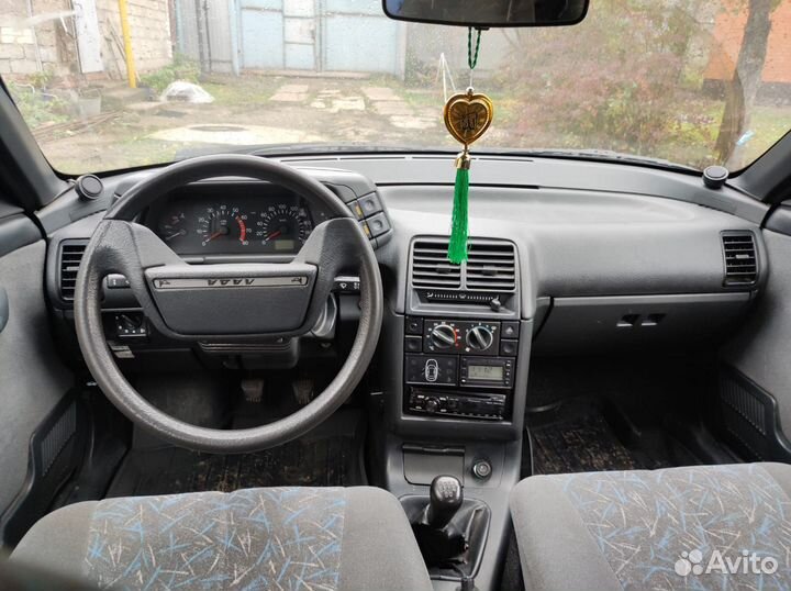 ВАЗ 2110 1.6 МТ, 2004, 125 483 км