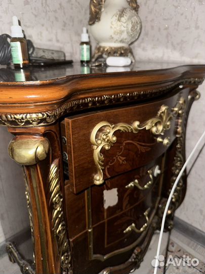 Спальный гарнитур