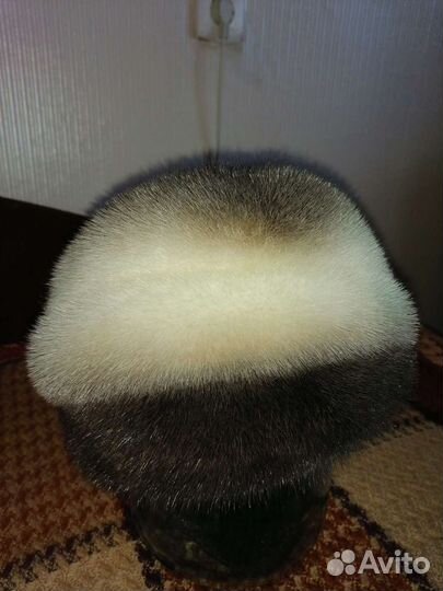 Женская норковая шапка