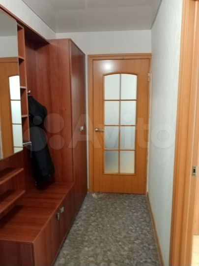2-к. квартира, 50 м², 2/9 эт.