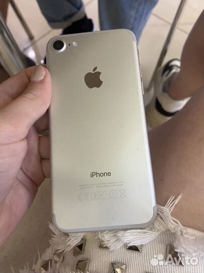 iPhone 7, 32 ГБ