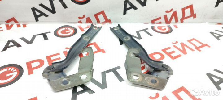 Крепление капота Volkswagen Tiguan 5N2 CAW