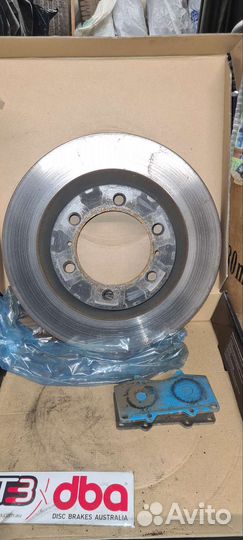 Комплект передних тормозных дисков