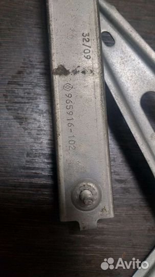 Продам стеклоподъемник правый на renault scenic 3