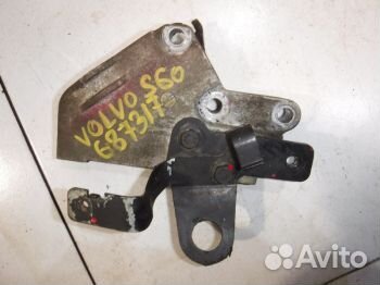 Кронштейн двигателя