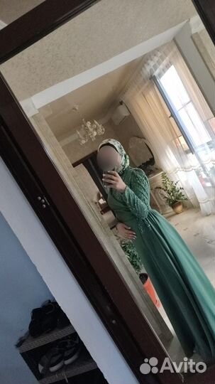 Вечернее платье