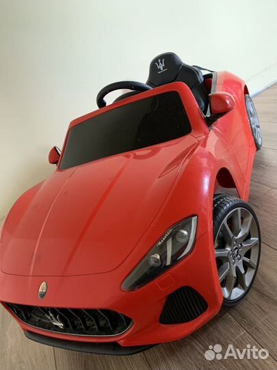 Детский электромобиль бу mazerati